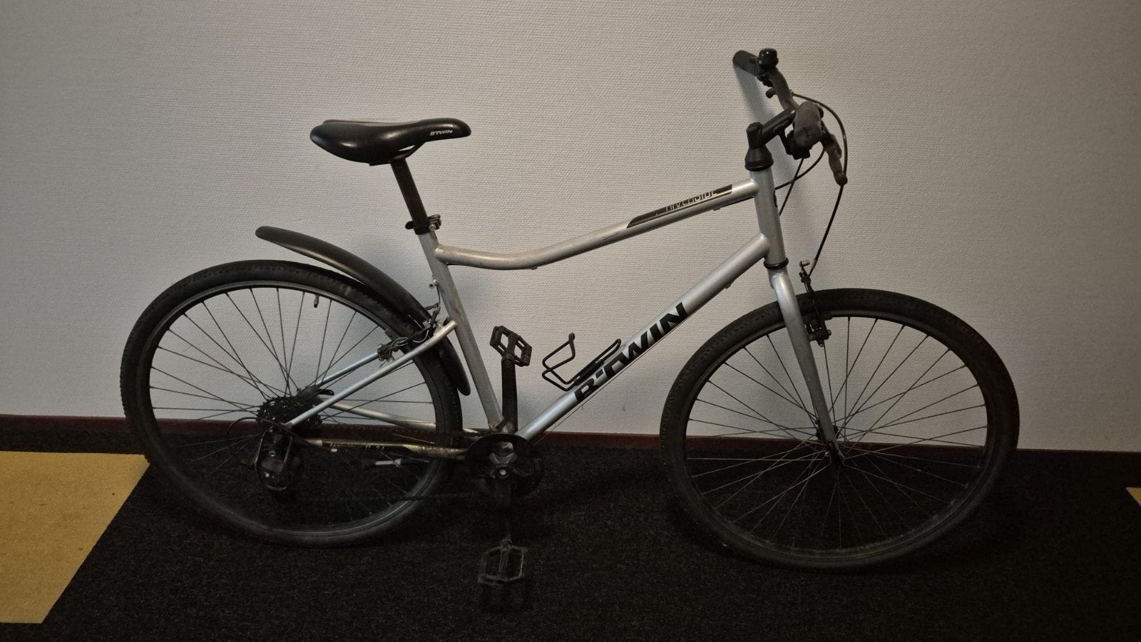 Riverside 120 Hybride Fiets 28 inch, Maat L, 8 Versnellingen, Ophalen, Zo goed als nieuw, Minder dan 10 versnellingen, Overige merken