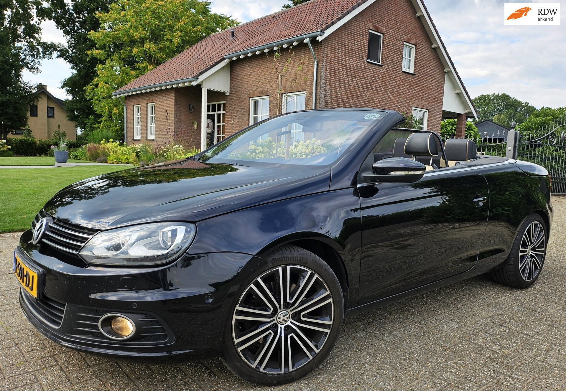 Volkswagen Eos 2.0 TSI 211pk DSG Exclusive met Vele Opties !, Auto's, Gebruikt, 4 cilinders, 4 stoelen, Zwart