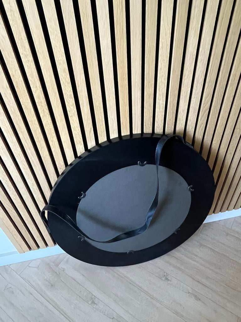 Ronde spiegel met rotan en leren band, Huis en Inrichting, Woonaccessoires | Spiegels, Ophalen, Rond, Nieuw, Minder dan 100 cm