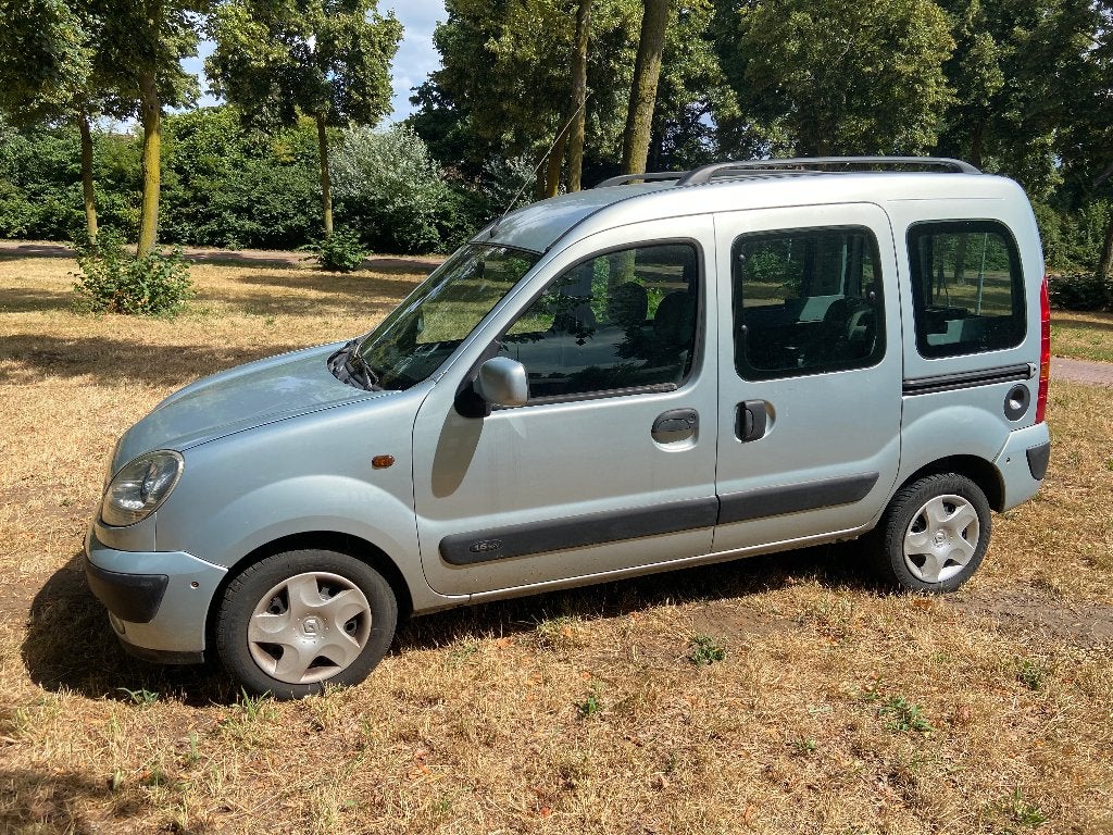 Renault Kangoo  Rolstoelauto 2003, 13 km/l, 49 €/maand, Handgeschakeld, Kangoo