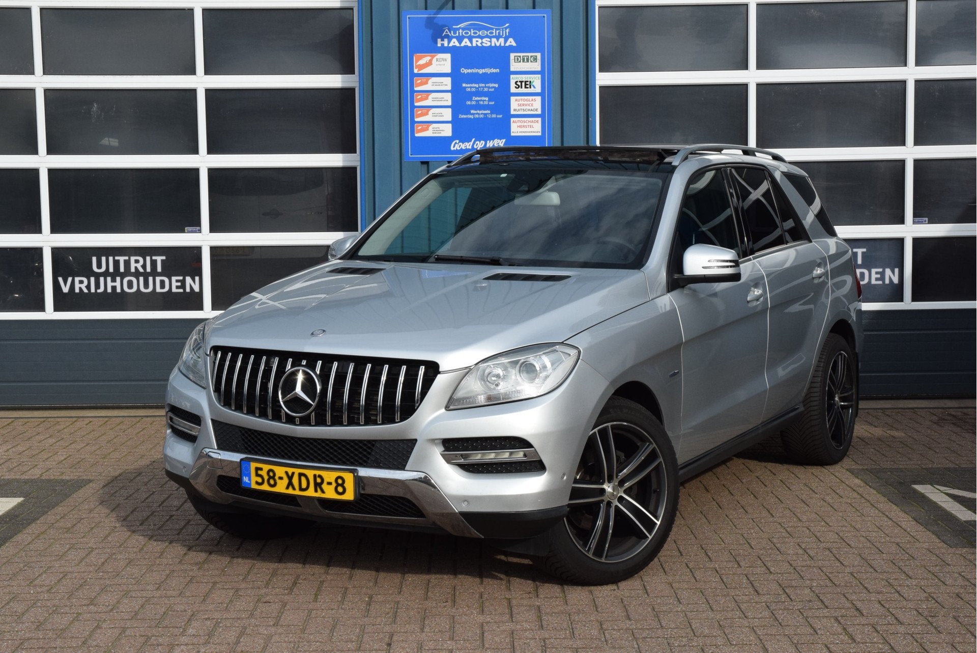 Mercedes-Benz M-Klasse 350 BlueTEC Panoramadak Trekhaak, Auto's, Automaat, Gebruikt, 258 pk, 2987 cc