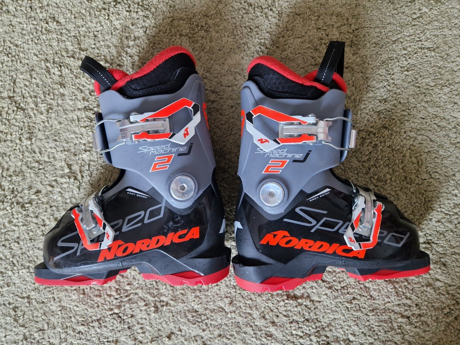 Kinder skischoenen maat 16.0-16.5, Ophalen, 160 tot 180 cm, Schoenen, Zo goed als nieuw