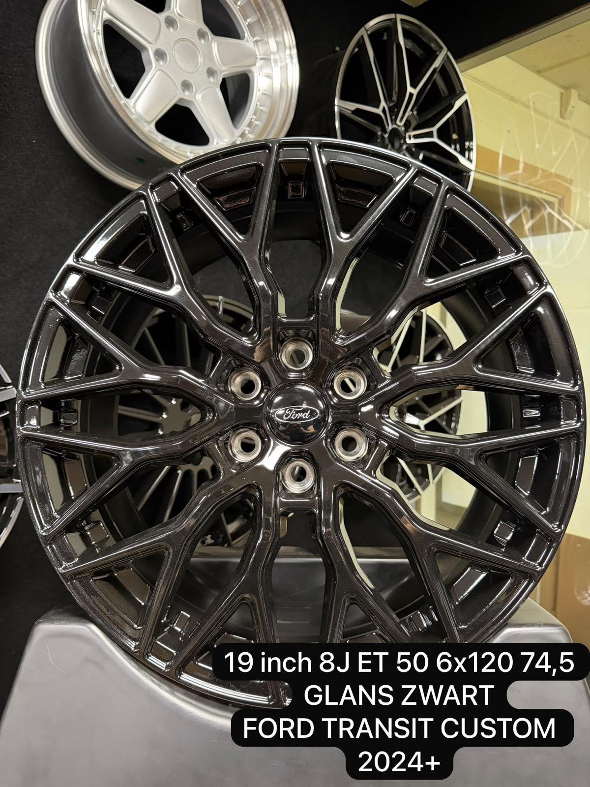 18/19 inch. Ford Transit velgen, Ophalen