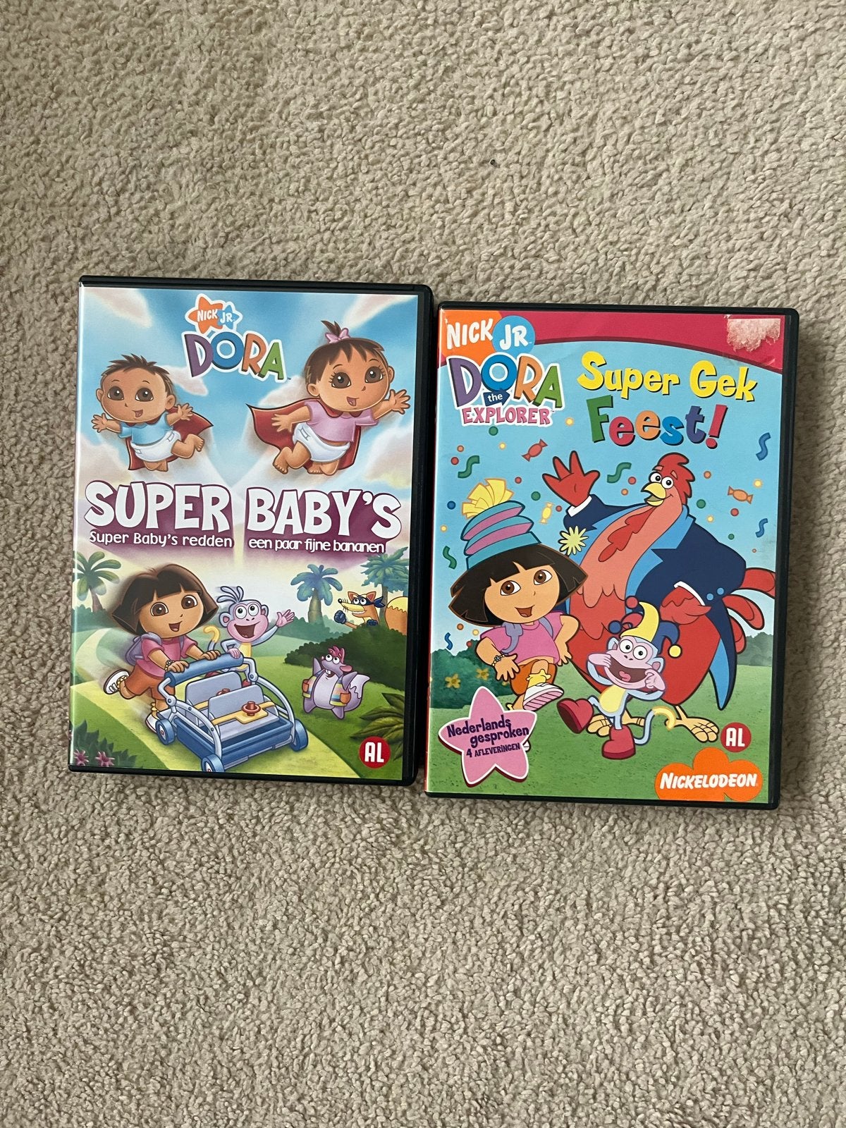 Dora the Explorer DVD's - Super Baby's & Super Gek Feest!, Alle leeftijden, Tv-serie, Zo goed als nieuw, Familie