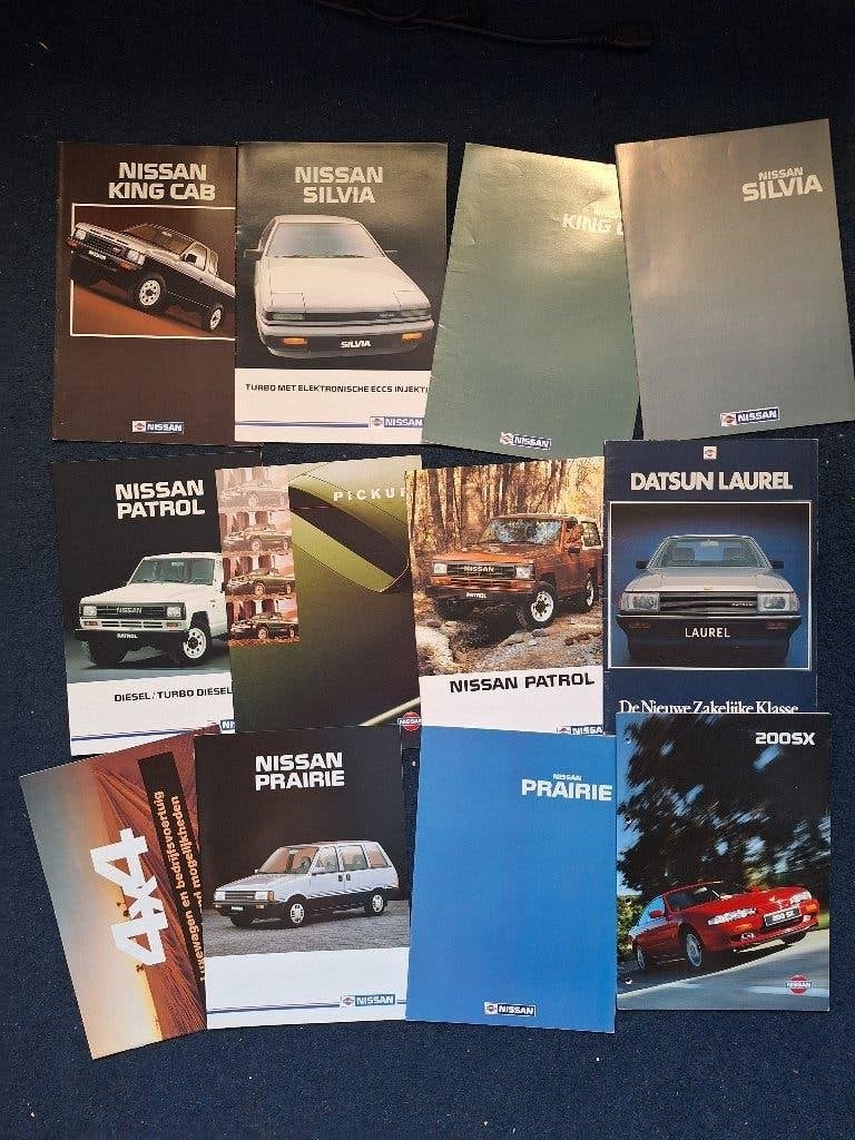 Partij NISSAN brochures - 20stuks, Verzenden, Zo goed als nieuw, Nissan