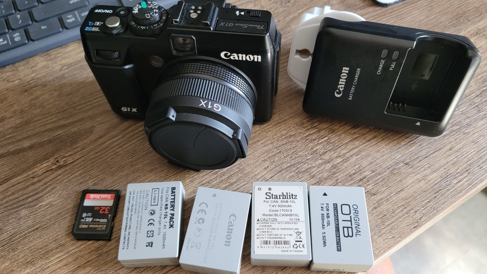 Z.g.a.n. Canon Powershot G1 X met 4 accu's, 32gb sd,lader., Canon, Geheugenkaart, Ophalen of Verzenden, Compactcamera