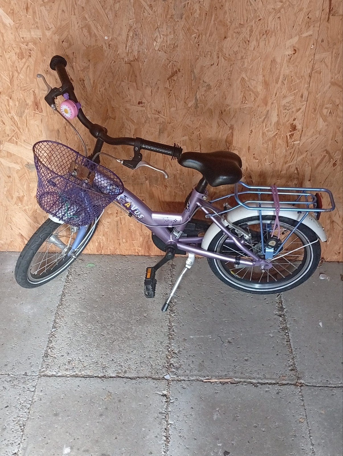 Kinderfiets 12 inch met mandje en bagagedrager, Ophalen, Gebruikt, Velgrem, Minder dan 16 inch