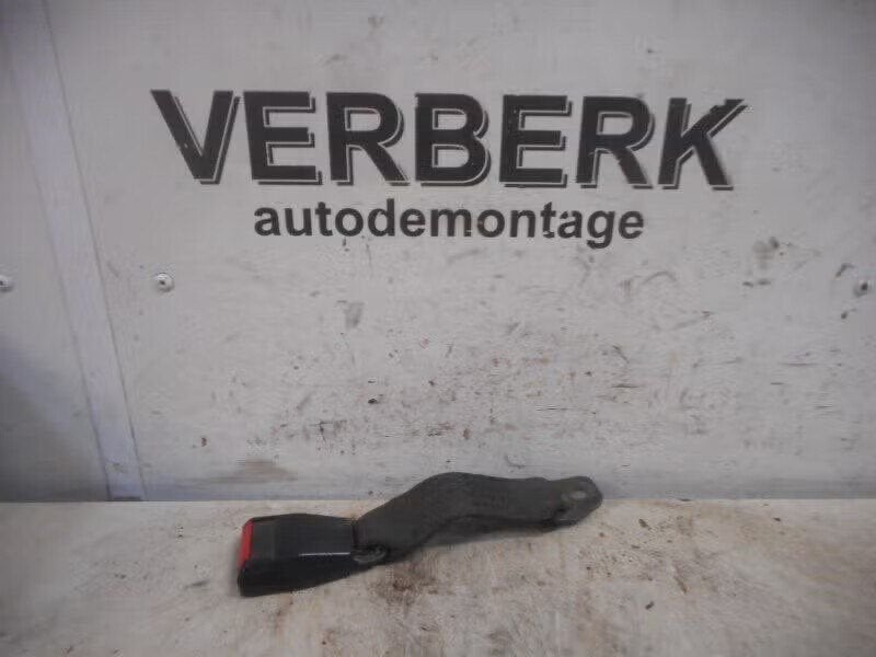 GORDELSLOT ACHTER Ford Escort 3 (GAA) (84ABB60044AA), Auto-onderdelen, Gebruikt, Ophalen of Verzenden, Henry-Ford-Straße 1 50735 Köln, DE