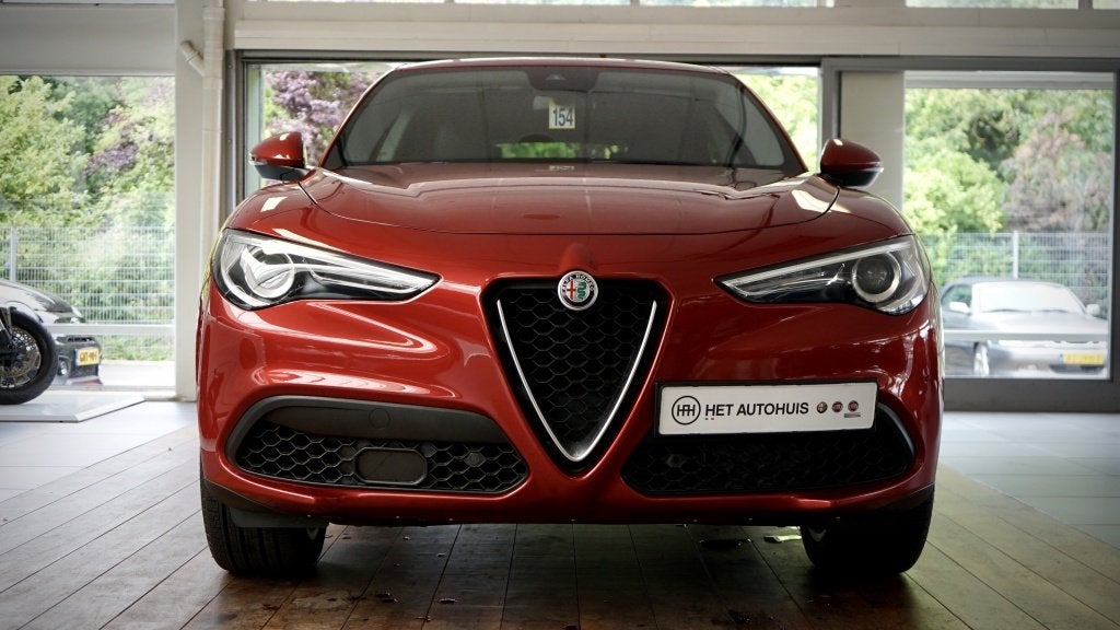 Alfa Romeo Stelvio 2.0 T AWD 280 pk | 20 inch | Flippers | S, Auto's, 12 maanden, Euro 6, 4 cilinders, Bedrijf