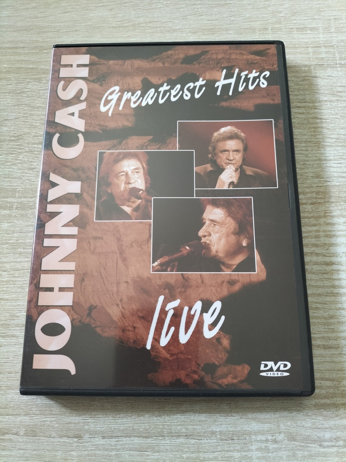 Johnny Cash - greatest hits live, Ophalen of Verzenden