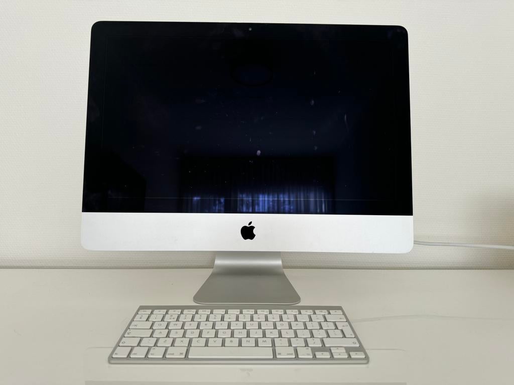 Apple IMac 21,5 inch(2013), Ophalen, Zo goed als nieuw, IMac, 2 tot 3 Ghz
