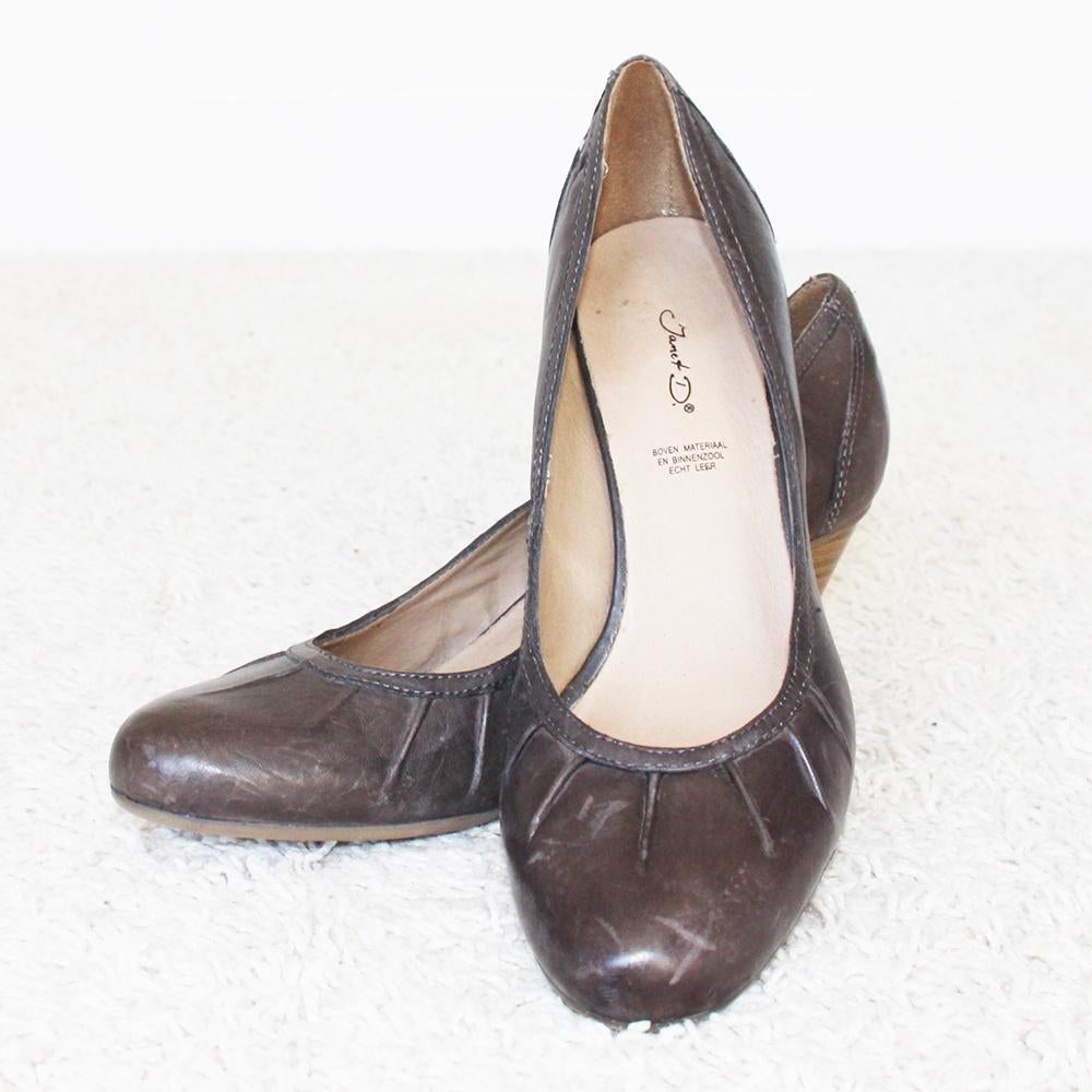 Mooie Janet D. Pumps (Maat 40) € 35,-, Kleding | Dames, Schoenen, Pumps, Bruin, Janet D., Ophalen of Verzenden