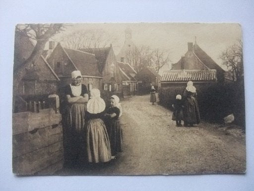 P299 Vrouwenpolder - Dorpsgezicht klederdracht - 1911, Verzenden, Voor 1920, Gelopen, Zeeland