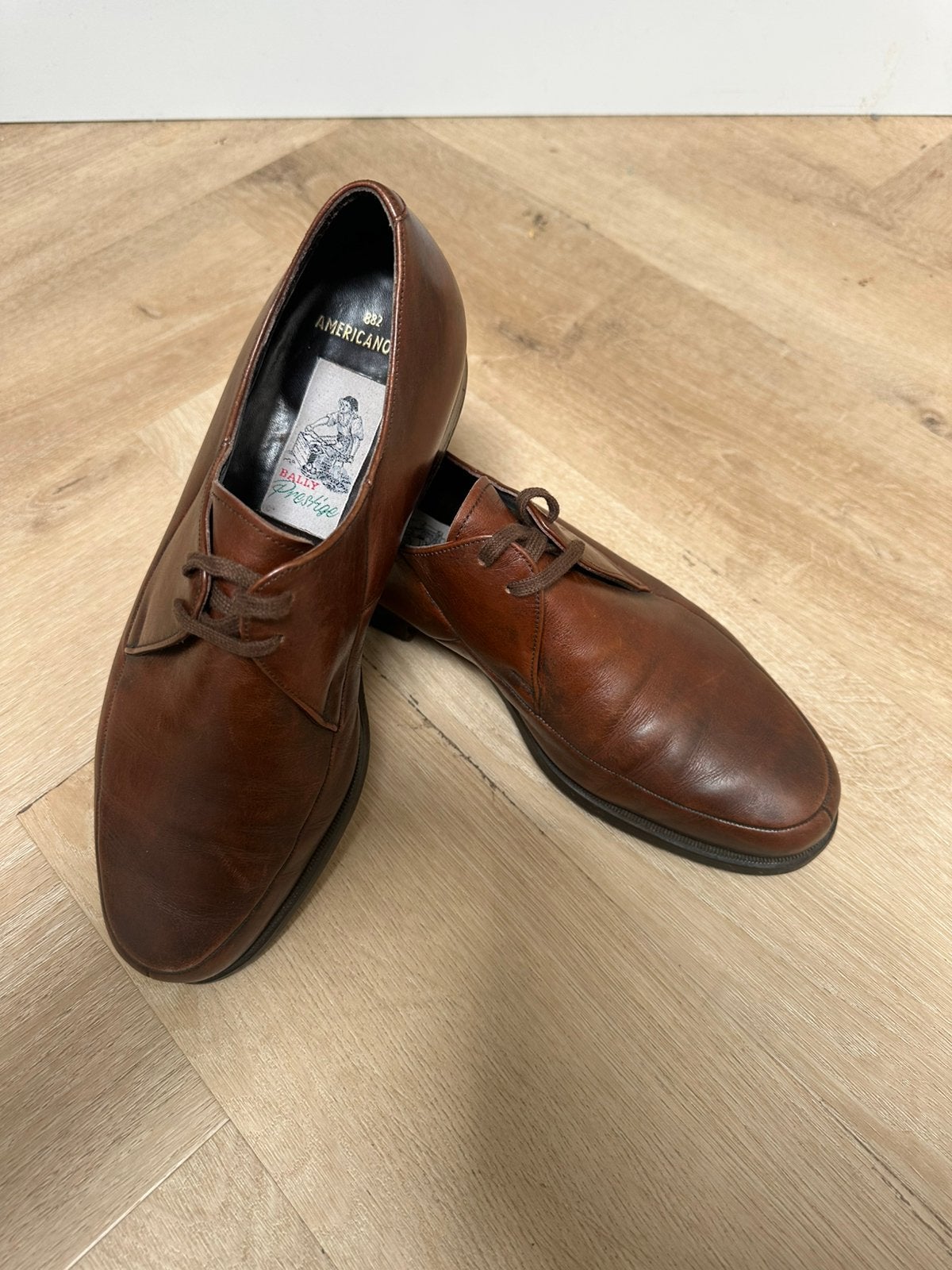 Bally americanos bruine veterschoenen maat 41/42, Kleding | Heren, Schoenen, Ophalen of Verzenden, Gedragen, Bruin