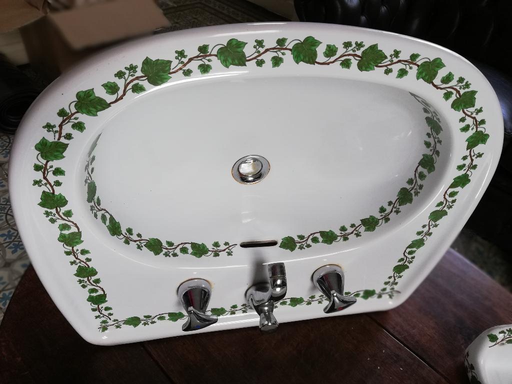 Prachtige Franse wastafel set groene klimop decor randen, Antiek en Kunst, Ophalen