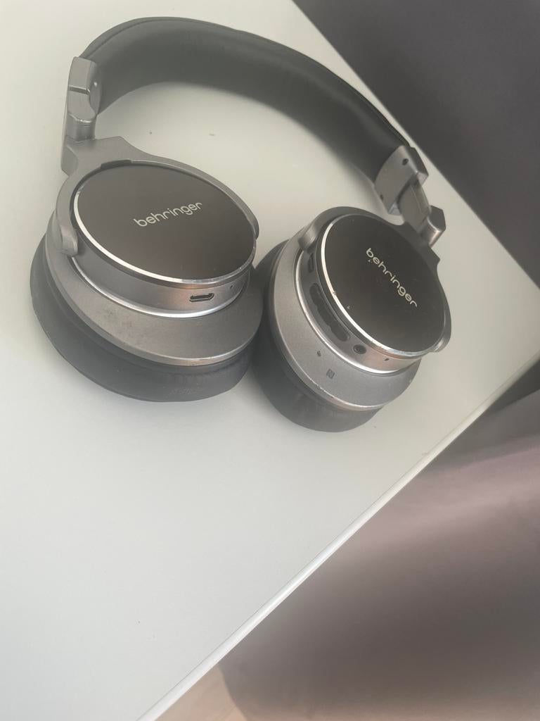 Behringer koptelefoon met noice cancelling, Ophalen of Verzenden, Zo goed als nieuw, Overige merken