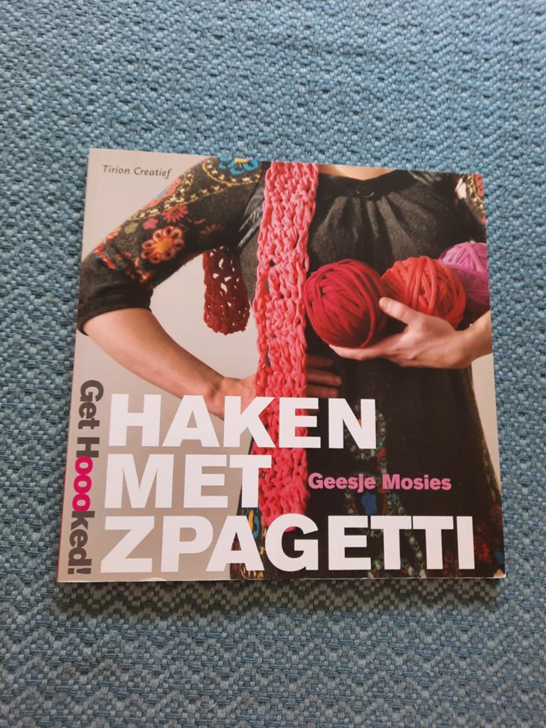 Haken met Zpagetti - Get Hooked! - Geesje Mosies, Ophalen of Verzenden, Zo goed als nieuw, Breien en Haken, Geesje Mosies