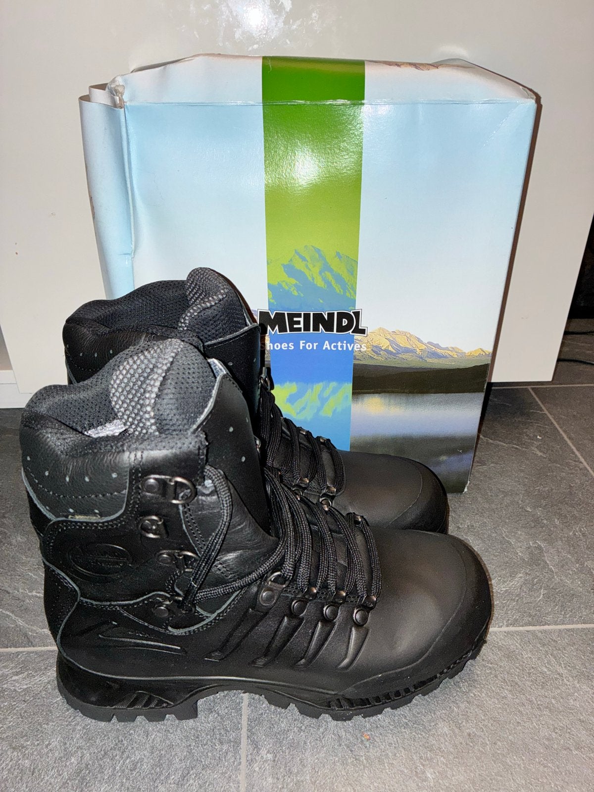 Meindl Wandelschoenen - Nieuw in doos, maat 40, Ophalen of Verzenden, Nieuw, Schoenen