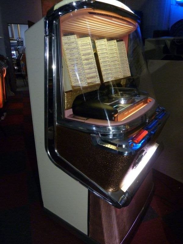 AMI model H 200 E, Verzamelen, Met singles, 1950 tot 1960, Info@thefifties.nl, The Fifties