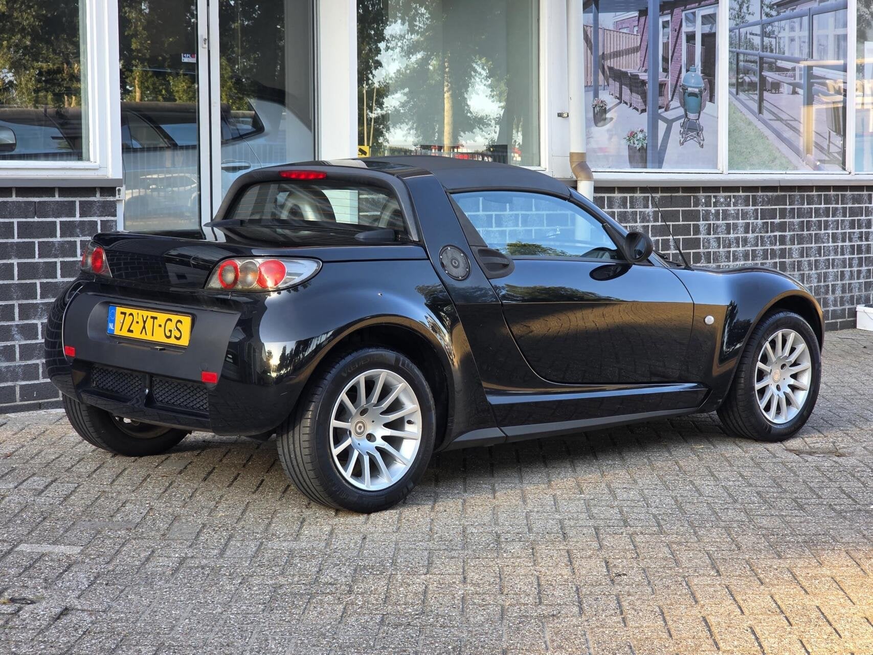 Smart Roadster 0.7 45 | Cabrio | Automaat | NAP | Nieuwe APK, Auto's, Automaat, Achterwielaandrijving, Gebruikt, Zwart
