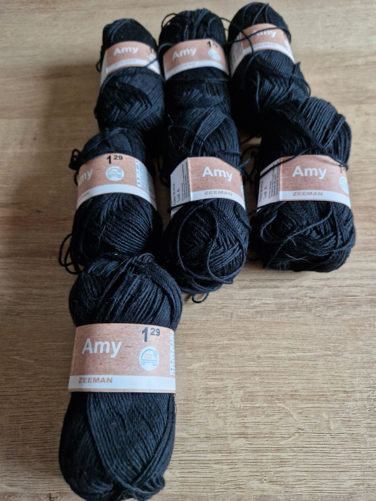 7 bollen Amy van de Zeeman. Kleur zwart., Ophalen of Verzenden, Nieuw, Breien of Haken, Wol of Garen