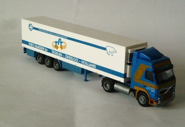 AWM  VOLVO FH  KROPFELD / THEO FAASEN, Verzenden, Zo goed als nieuw, Bus of Vrachtwagen, AWM
