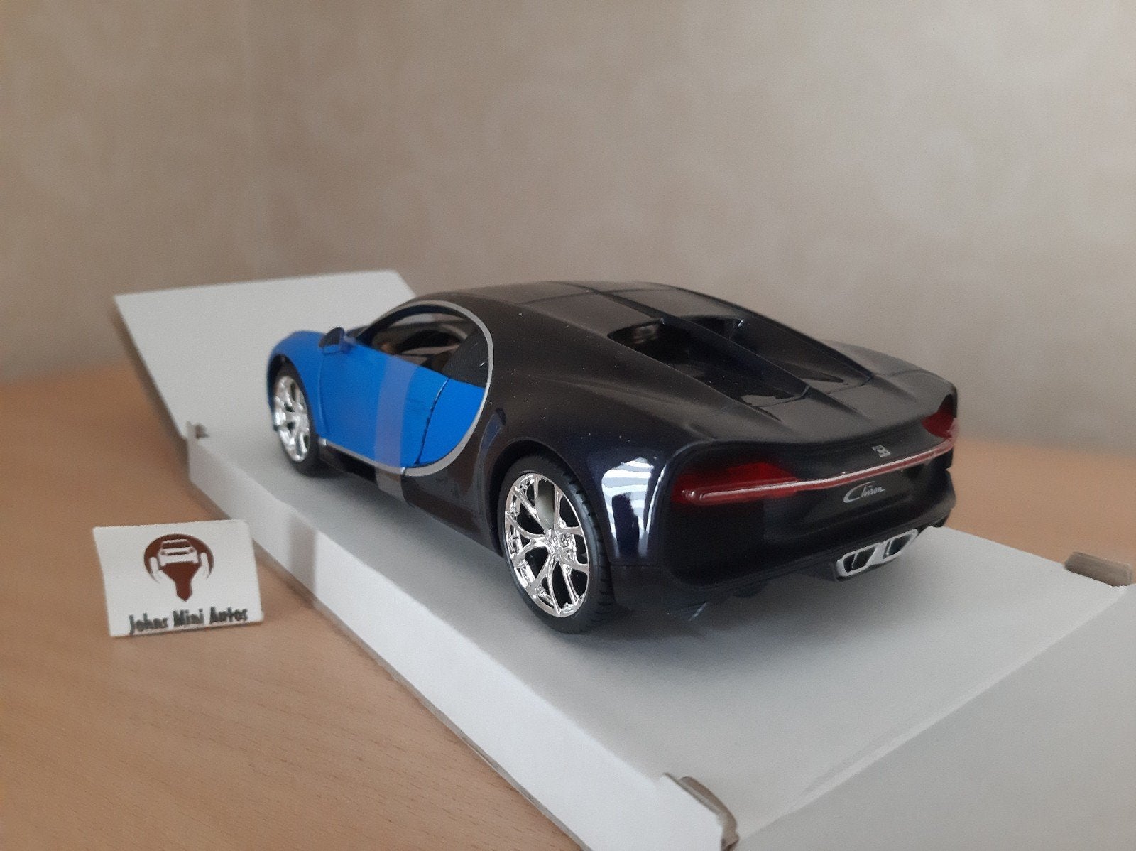 Bugatti Chiron van Maisto 1:24, Maisto, Auto, Nieuw, Ophalen of Verzenden
