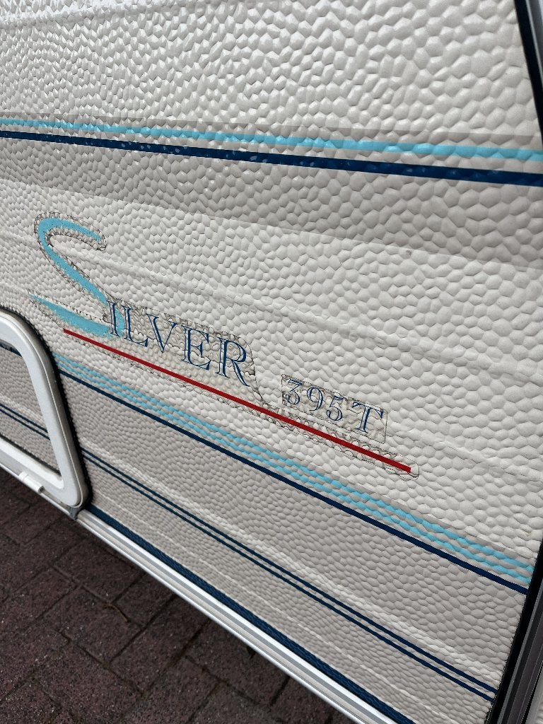 Lichtgewicht Caravelair Silver 395 T vierpersoons, Caravans en Kamperen, Caravans, Bedrijf, Treinzit, Dwarsbed, 500 - 750 kg