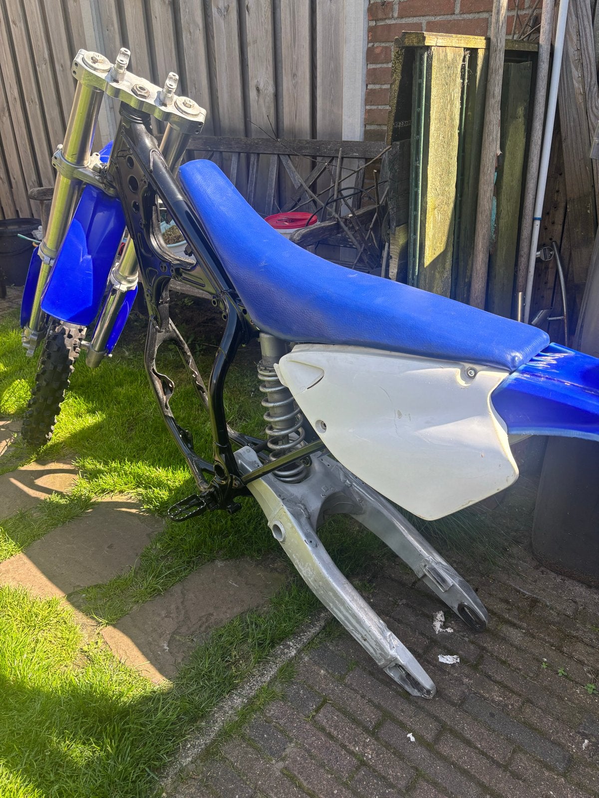 Yamaha YZ 125 onderdelen uit 2000 - Frame, voorvork, etc., Ophalen of Verzenden, Gebruikt