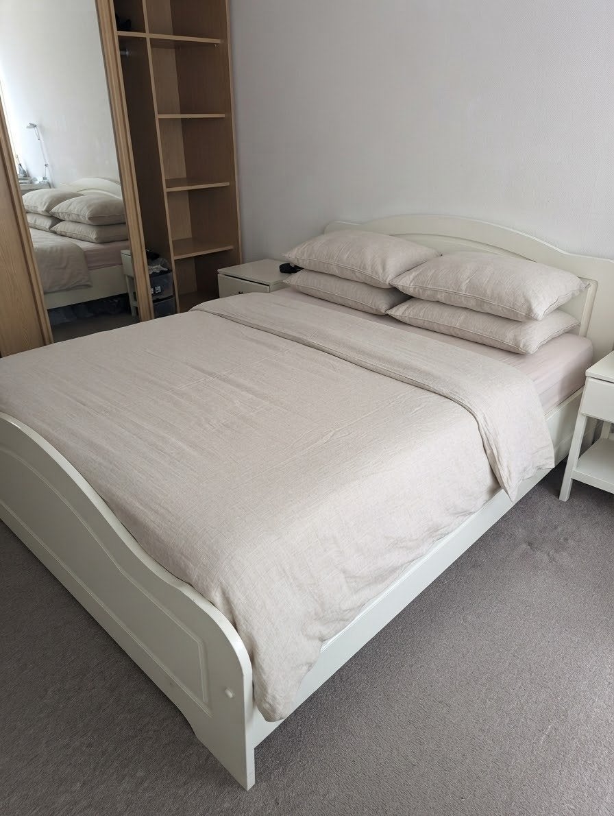Gratis tweepersoonsbed 166x210 met matras en 2 nachtkastjes", Huis en Inrichting, Slaapkamer | Bedden, Ophalen, Gebruikt, Tweepersoons
