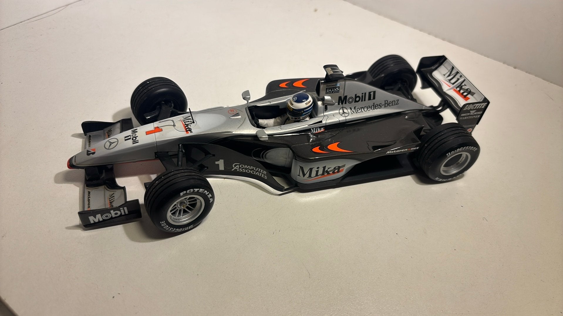 F1 McLaren Mercedes mp4/14 hakkinen 1999 minichamps 1.18, Ophalen of Verzenden, A, A, A