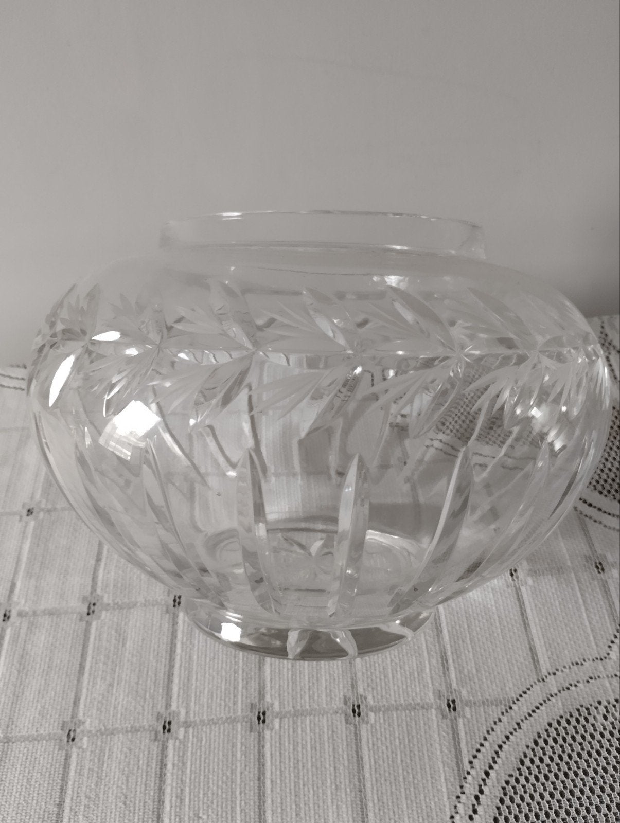 Bolvormige kristallen vaas, Antiek en Kunst, Antiek | Glas en Kristal, Ophalen