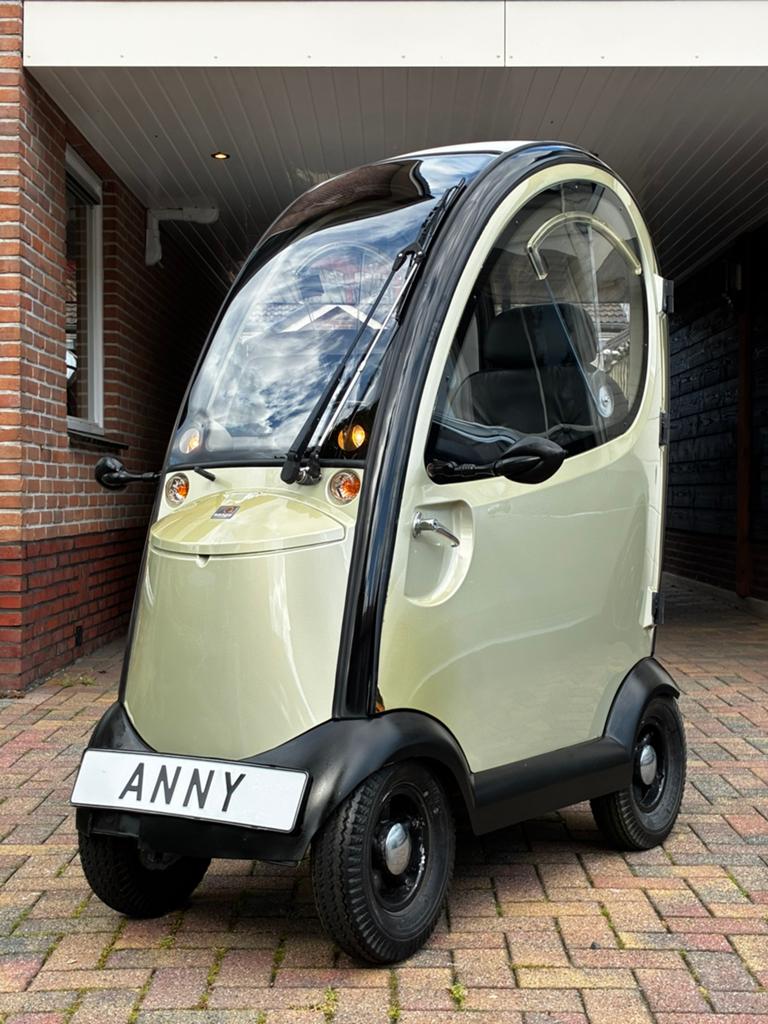 Mango Napoleon Shoprider Cabin overdekte scootmobiel, Diversen, Brommobielen en Scootmobielen, Ophalen, Zo goed als nieuw, 36 t/m 45 km