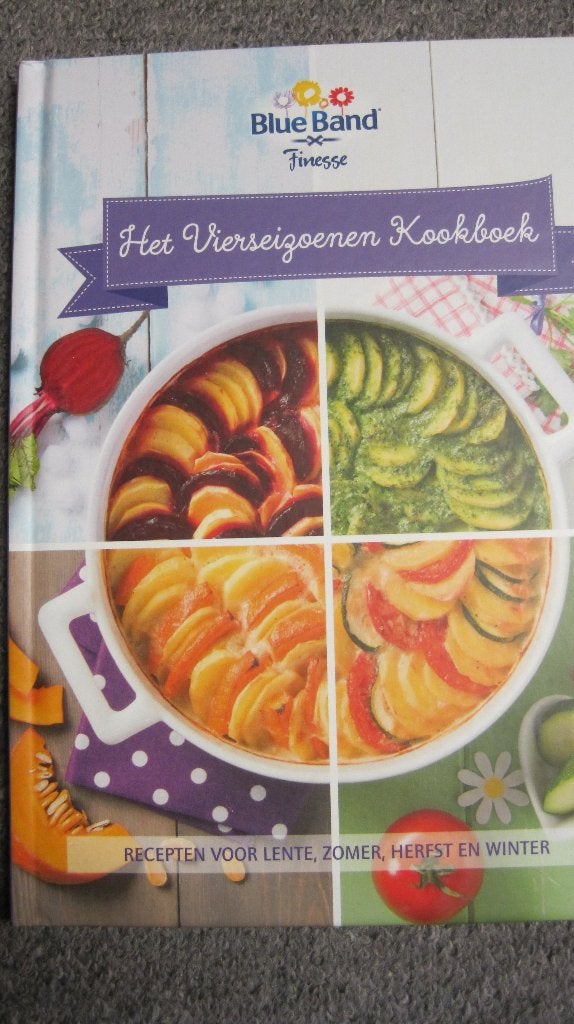 Blue Band het vier seizoenen kookboek, Voorgerechten en Soepen, Gezond koken, Diverse auteurs, Ophalen of Verzenden