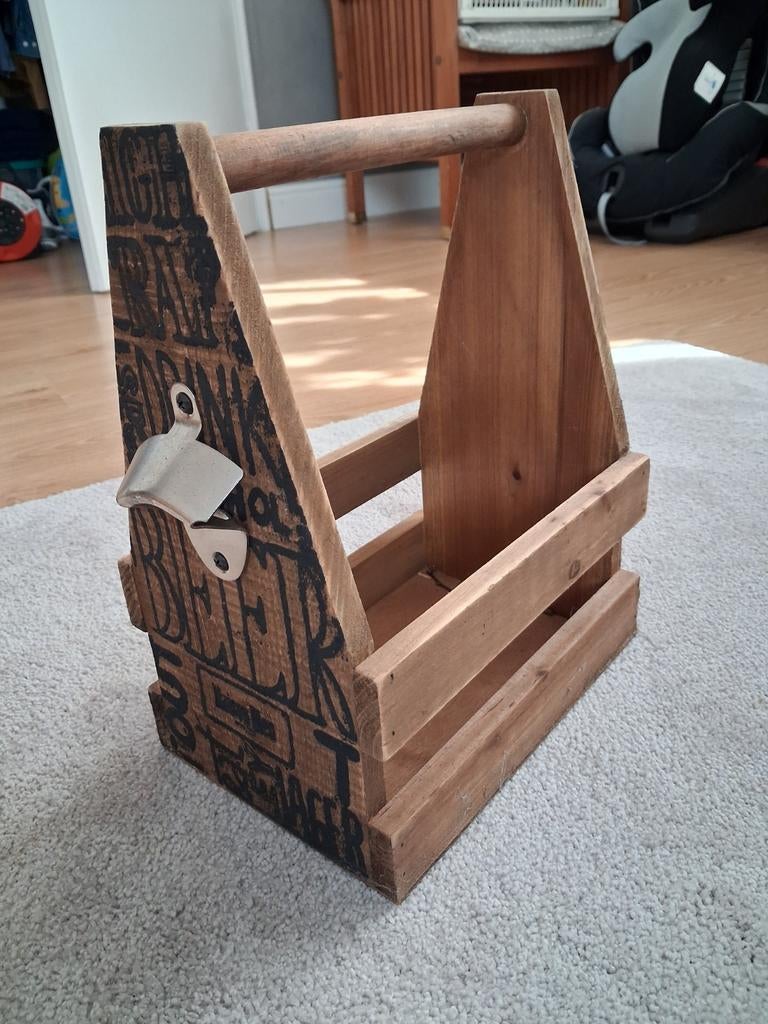 Houten bierdrager met opener, Hobby en Vrije tijd, Ophalen of Verzenden