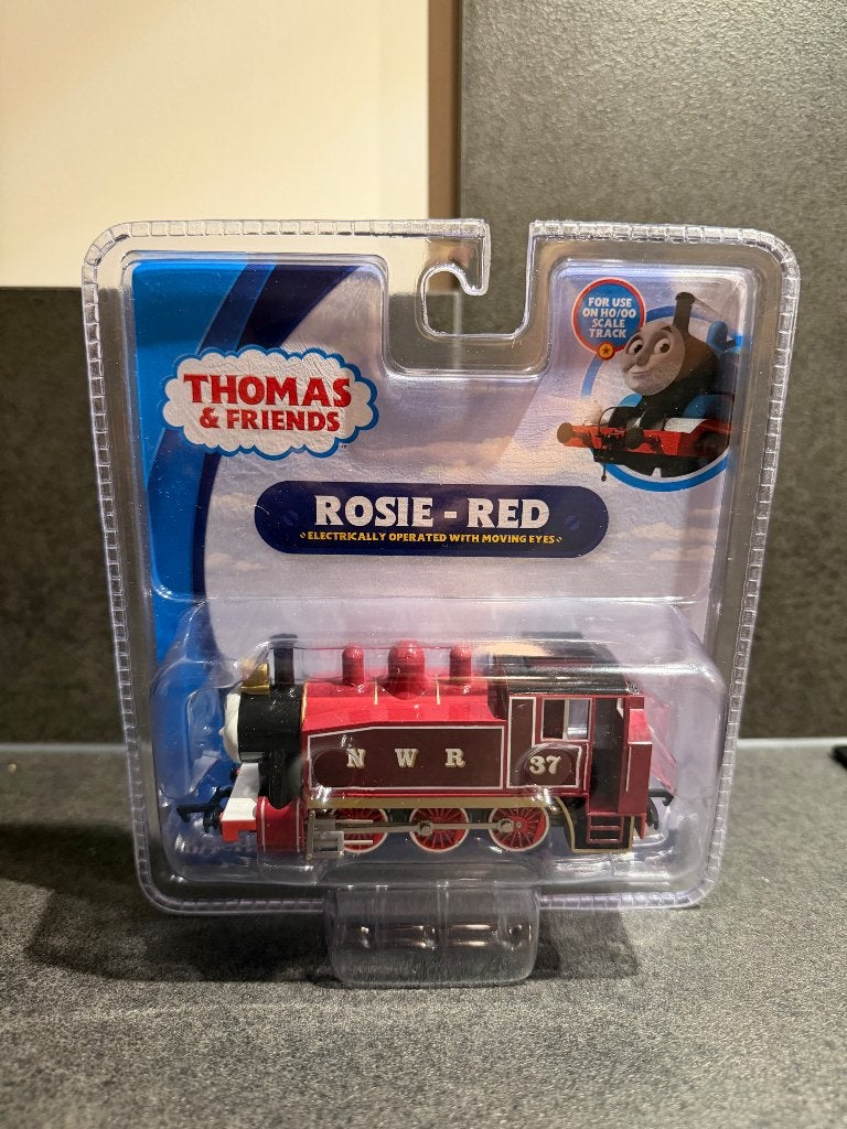 Bachmann Red Rosie | Thomas & Friends, Hobby en Vrije tijd, Modeltreinen | H0, Nieuw, Analoog, Gelijkstroom, Locomotief