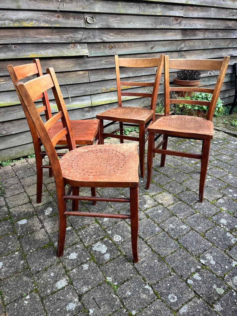 Houten bistro / café stoelen - vier stuks, Antiek en Kunst, Ophalen