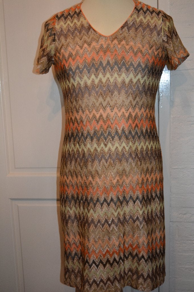 Sas la Fee, mooie sierlijke jurk, maat 40, Maat 38/40 (M), Beige, Ophalen of Verzenden, Onder de knie