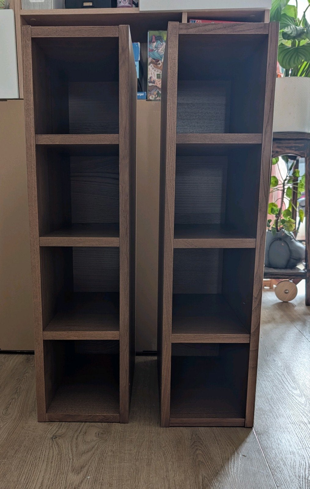 walnoot open kast (ikea vadholma), Ophalen, Met plank(en), Minder dan 150 cm, Minder dan 100 cm
