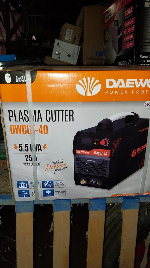Nieuwe Daewoo Powercut 40 plasmasnijder - snijdt 20mm staal, Doe-het-zelf en Verbouw, Gereedschap | Lasapparaten, Ophalen of Verzenden