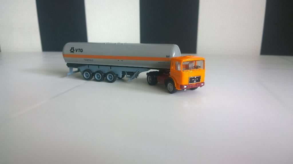 Herpa m.a.n met vtg tankoplegger, Ophalen, Zo goed als nieuw, Bus of Vrachtwagen, Herpa