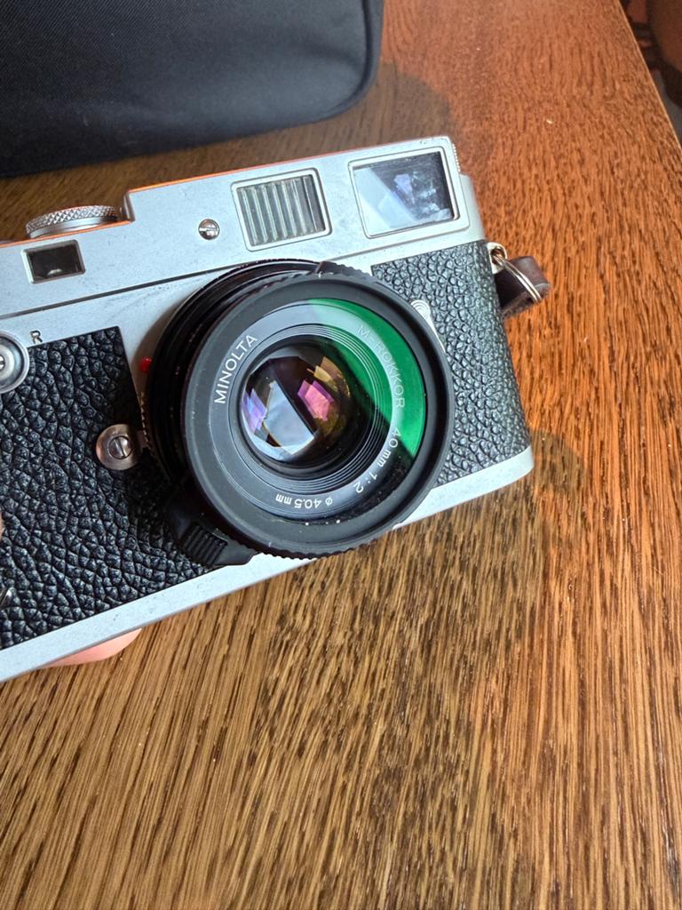 Minolta rokkor 40mm f2 leica summicron, Ophalen of Verzenden, Zo goed als nieuw, Compact, Leica