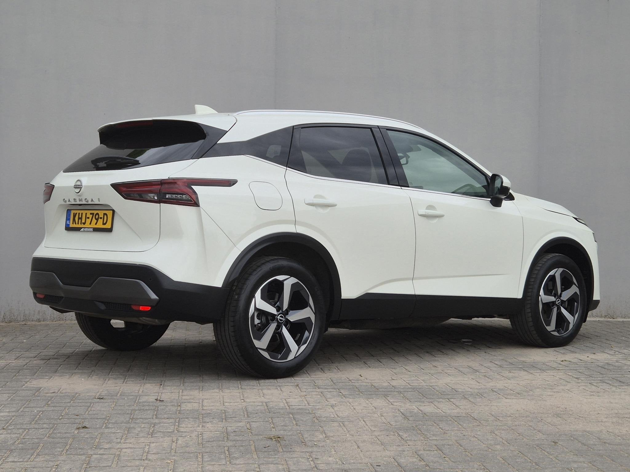 Nissan Qashqai 1.3 MHEV Xtronic Tekna / Cold Pack & Design P, Auto's, Nissan, Euro 6, Leder en Stof, Wit, Bedrijf