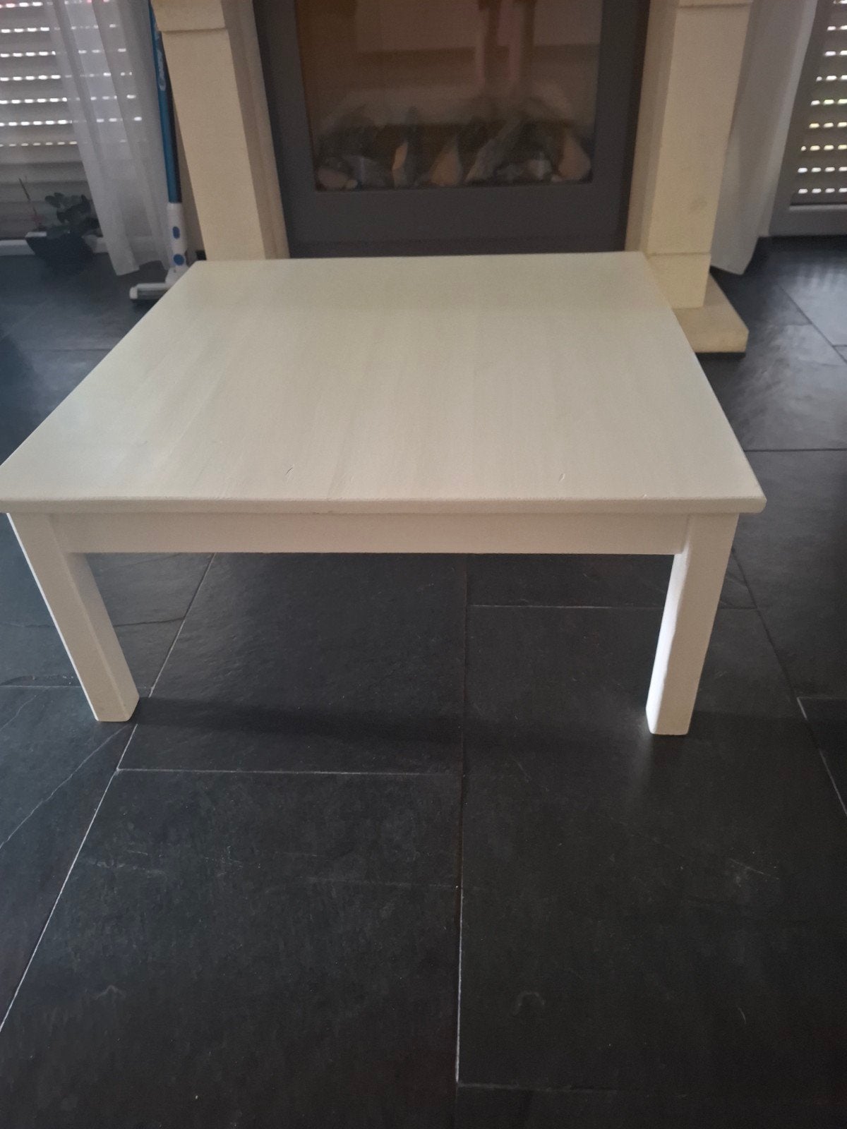 gratis, wit grenen salontafel 75x75 , H 35 cm, Ophalen
