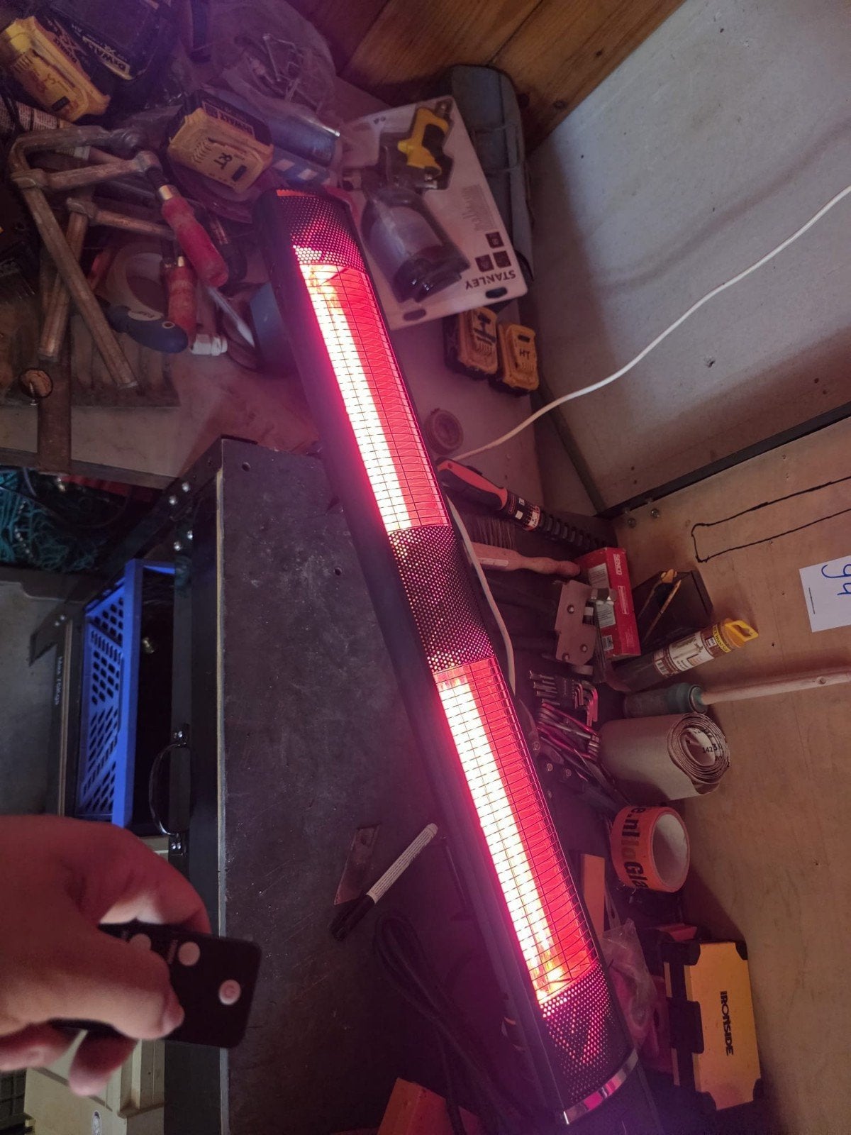 Krachtige 3000W Elektrische Terrasverwarmer 96x16.5cm, Elektrisch, Ophalen of Verzenden, Zo goed als nieuw, Waterbestendig