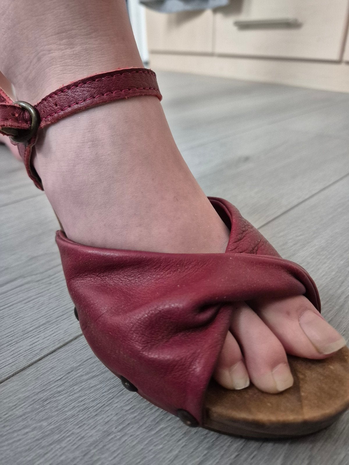 Sanita klompjes maat 40, Kleding | Dames, Schoenen, Zo goed als nieuw, Sanita, Rood, Sandalen of Muiltjes