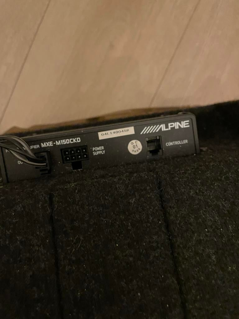 Te koop auto versterker merk Alpine, Ophalen of Verzenden, Zo goed als nieuw