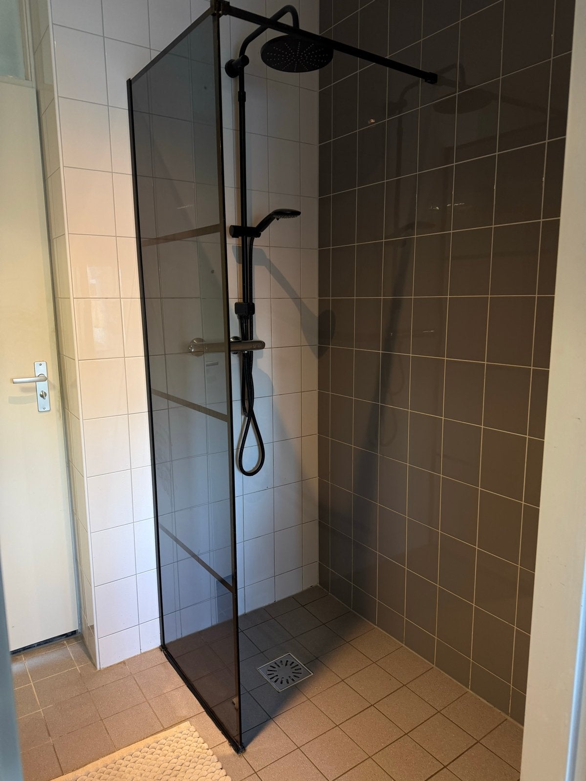 Douchewand zwart, Ophalen, Gebruikt, 80 tot 120 cm, 160 cm of meer