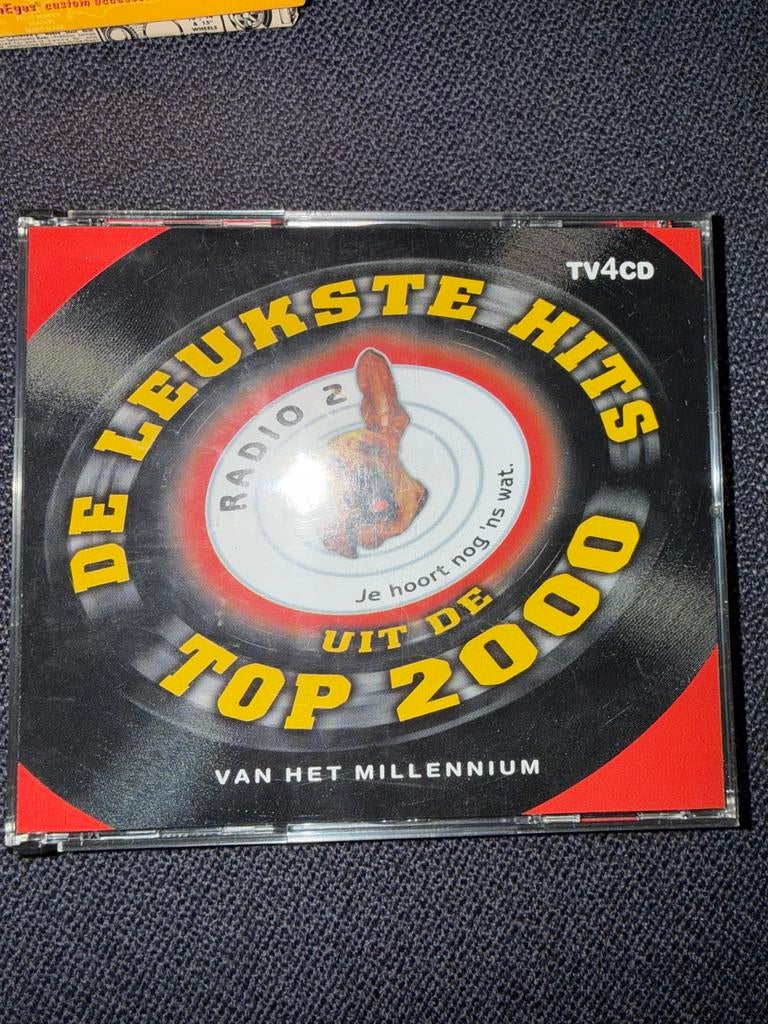 4 cd box top 2000 de leukste hits, Ophalen of Verzenden, Zo goed als nieuw, Poprock