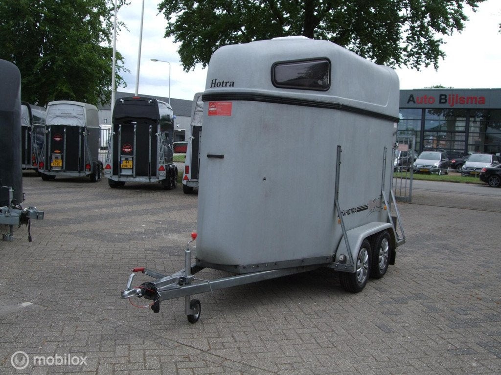 Mooie nette polyester Hotra Elegance met zadelkamer., Gebruikt, Overige typen